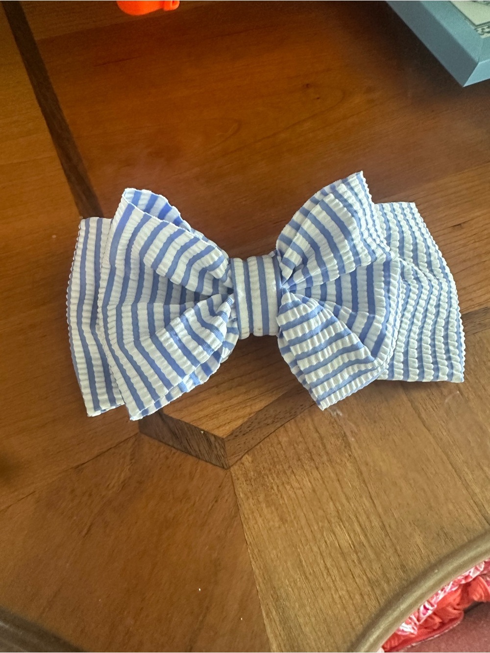 Ruffle butts swim bow